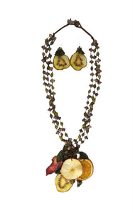 collar de fruta mixta en racimo